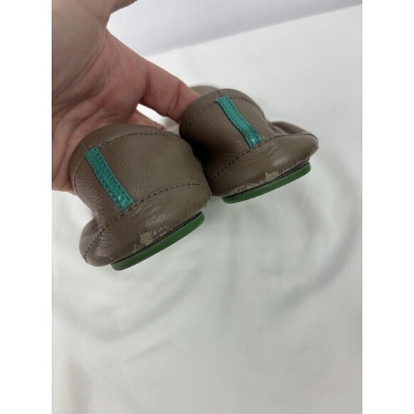 Tieks by Gavriel Ballet Flats Taupe Brown Leather 10 Foldable - Picture 6 of 15
